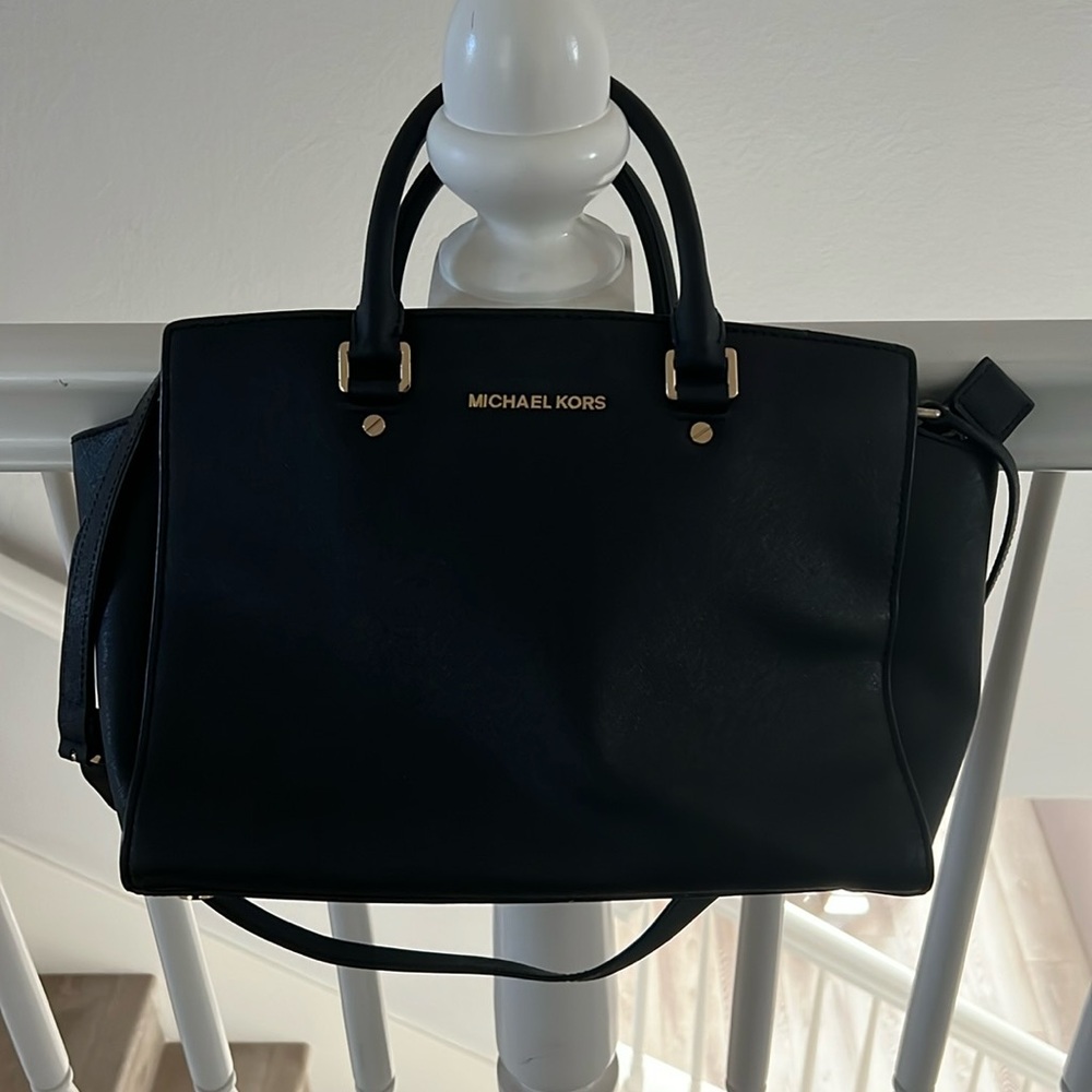 Michael Kors Black Selma Bag